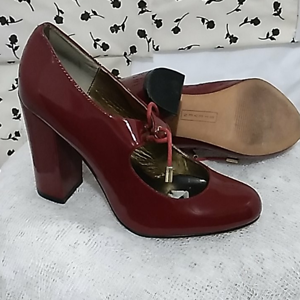 Steve Madden burgundy-ish.see detailed  pictures